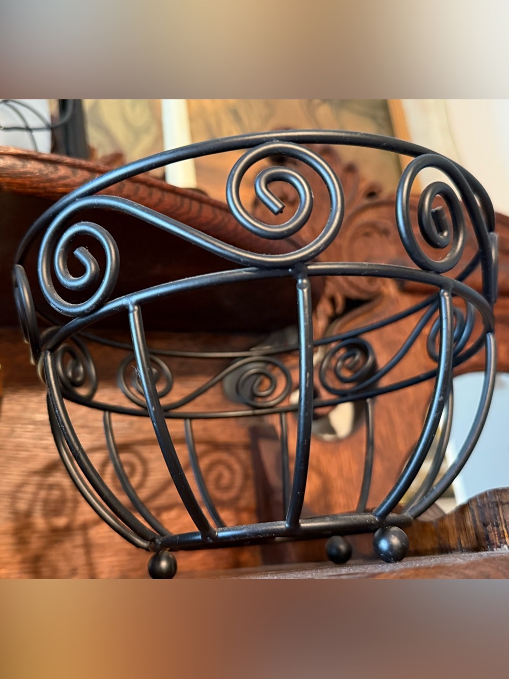 Black Decorative Wire Fruit Basket - Vintage Home Kitchen Food Storage